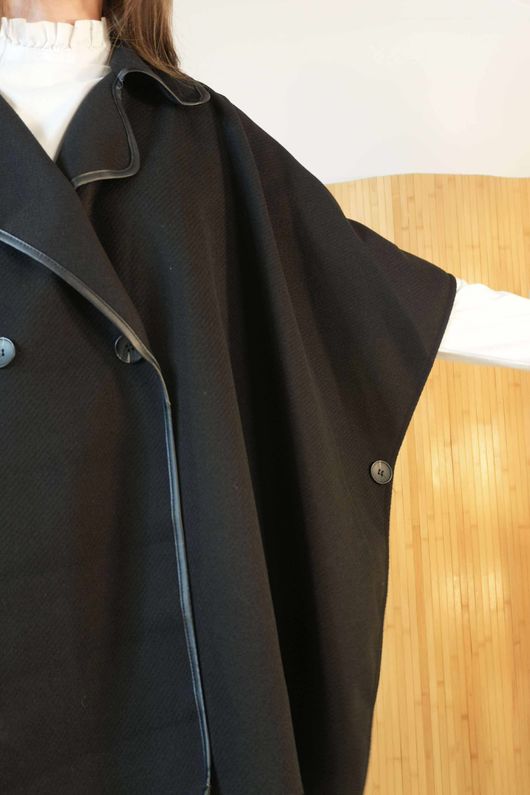 Ardross Cape Black /20=